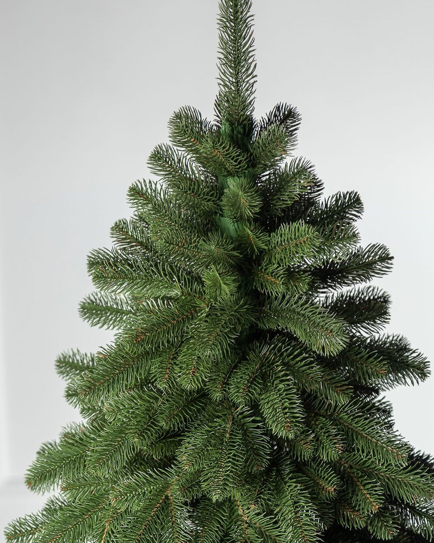 Traditional Simple Dark Green Christmas Tree